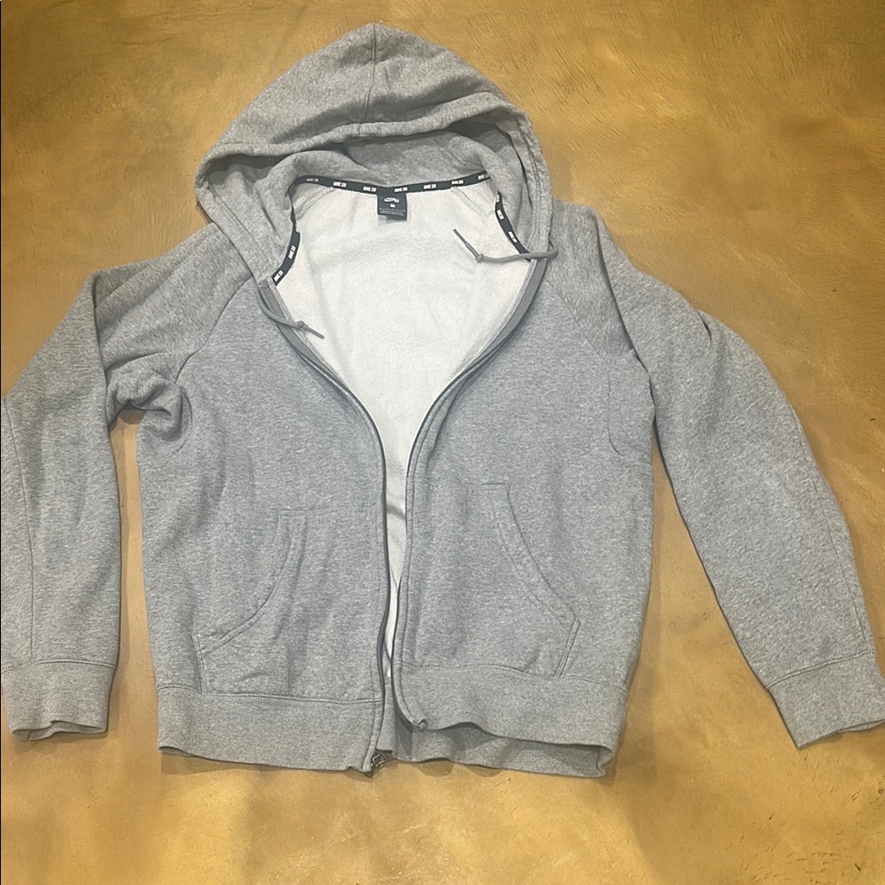 Nike Men's Gray Full-Zip Hoodie